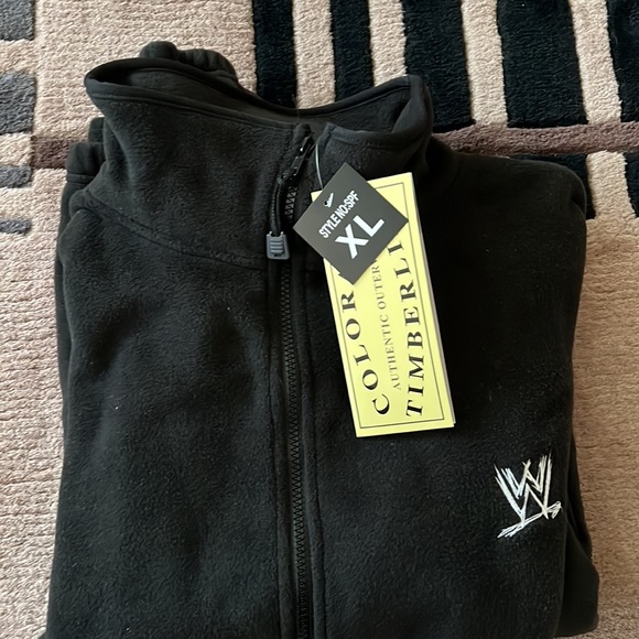 XL men’s black fleece full zip jacket with WWE logo embroidered on front chest. - Picture 8 of 8